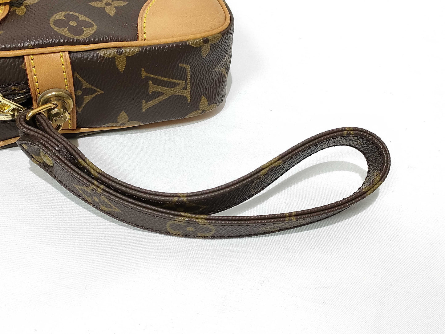 LOUIS VUITTON LOUIS VUITTON Monogram LV Monogram Marly Dragonne TH1911 Second Bag