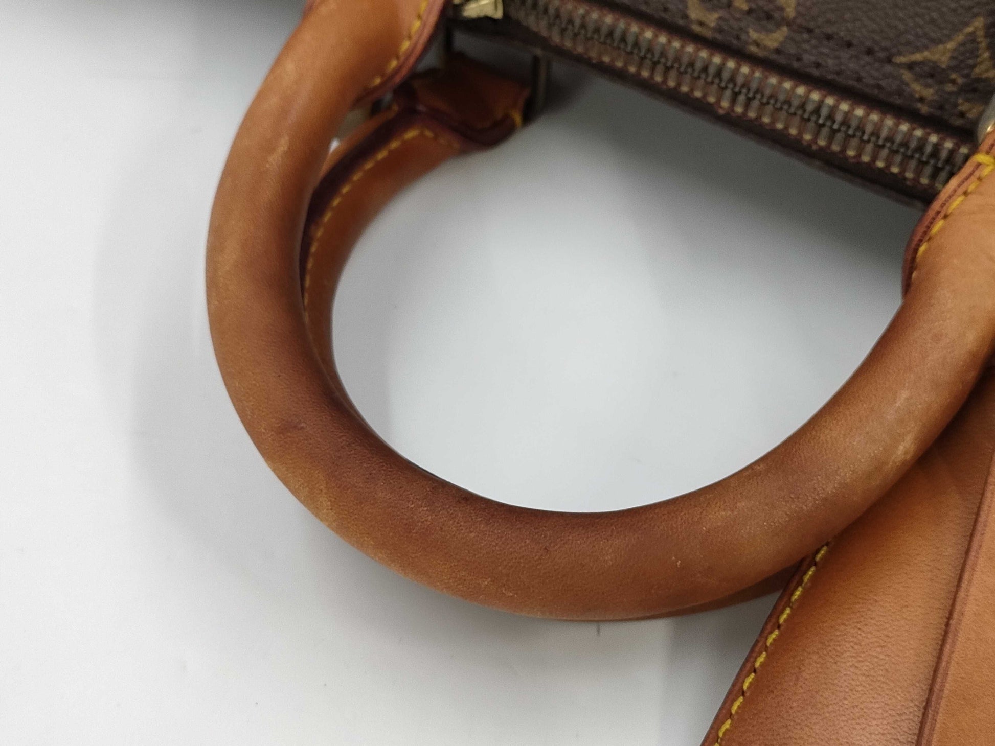 LOUIS VUITTON LV Keepall 50 Boston Bag