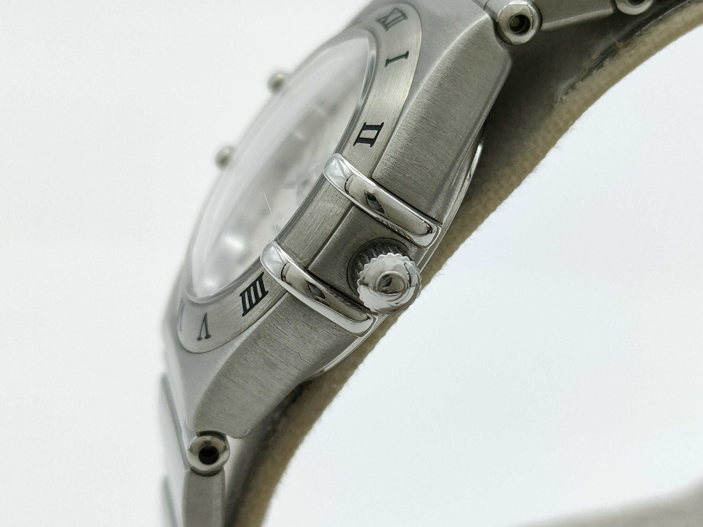 OMEGA 1562.30 90884996 Quartz Women's Watch