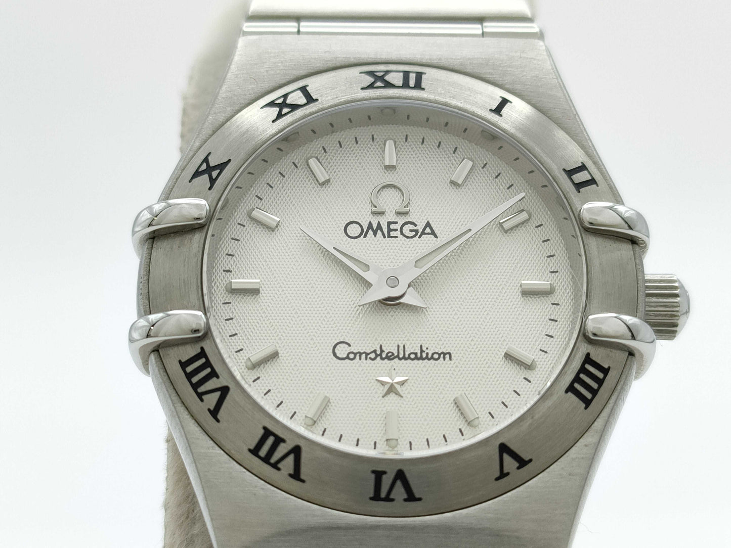 OMEGA 1562.30 90884996 Quartz Women's Watch