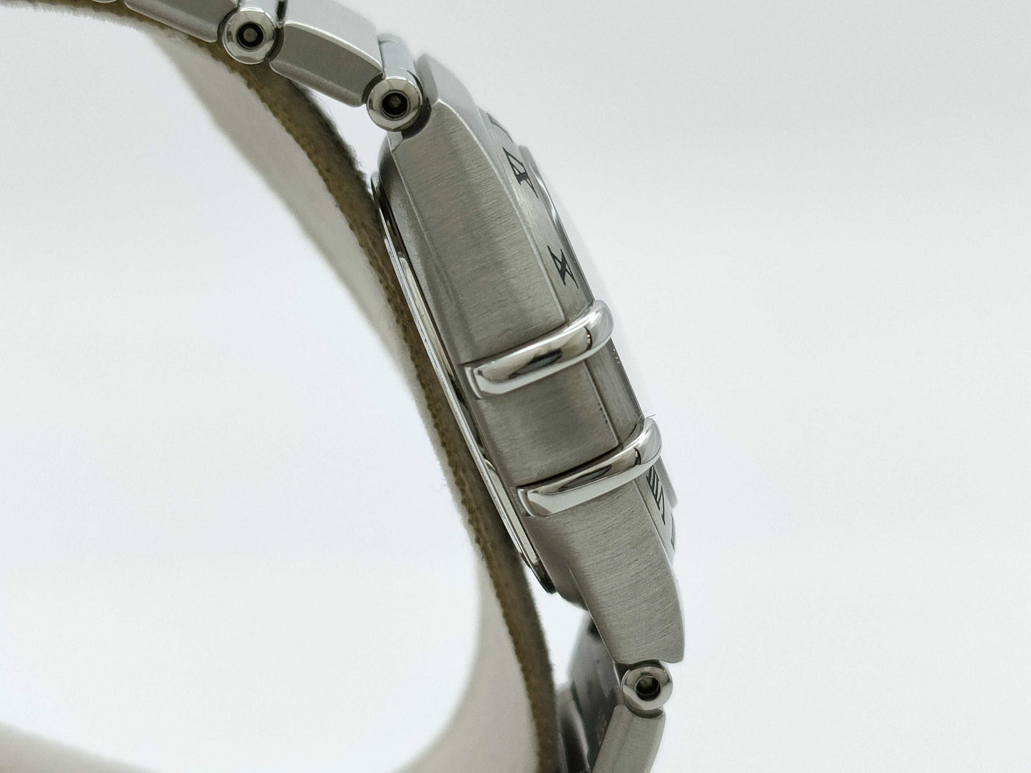 OMEGA 1562.30 90884996 Quartz Women's Watch