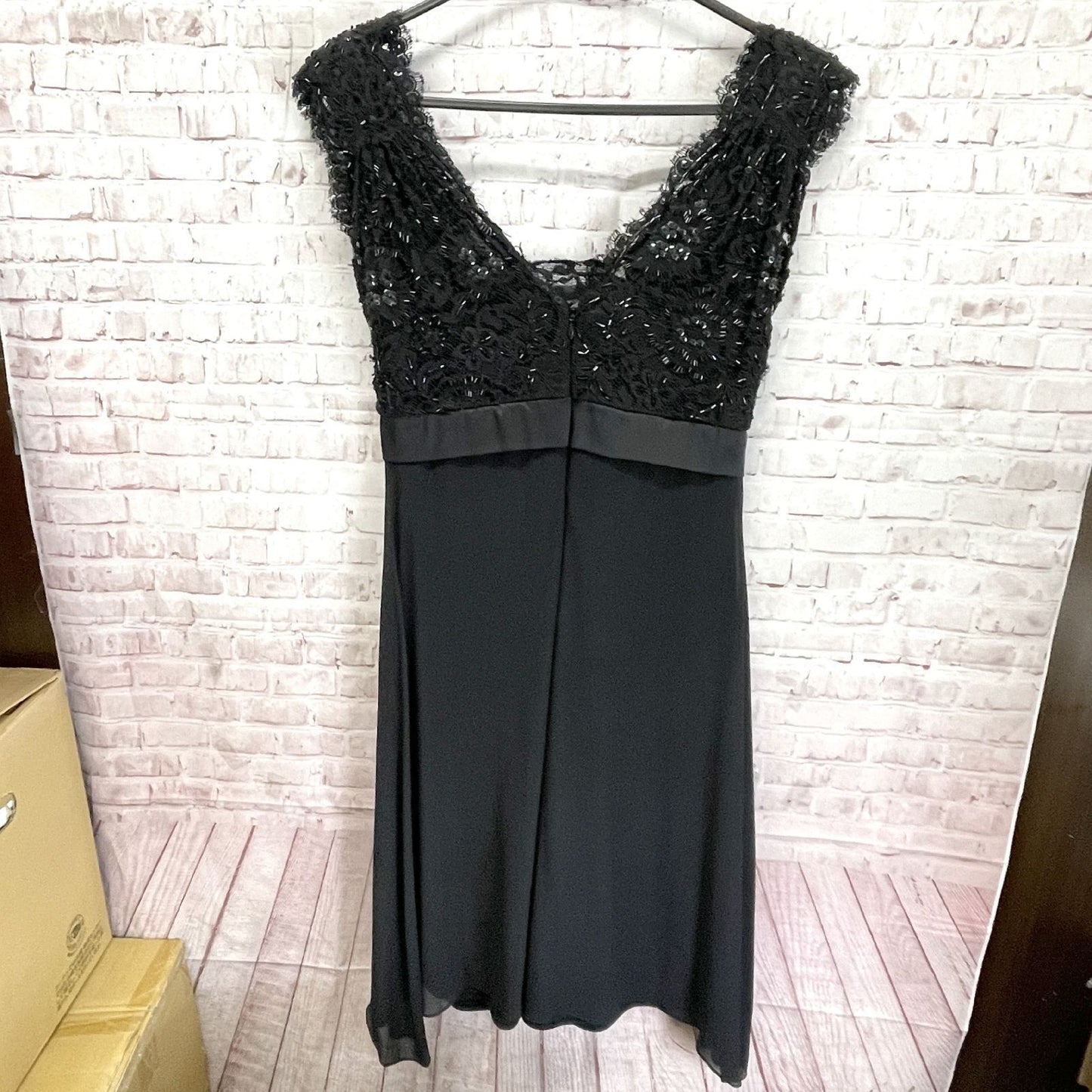 TADASHI Beaded Embroidered Dress, Sleeveless, Black, Made in the USA, 100% Silk, Size 2
