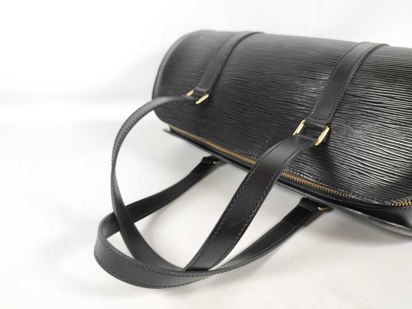 LOUIS VUITTON Epi Soufflot Handbag/Shoulder Bag with Pouch M52222