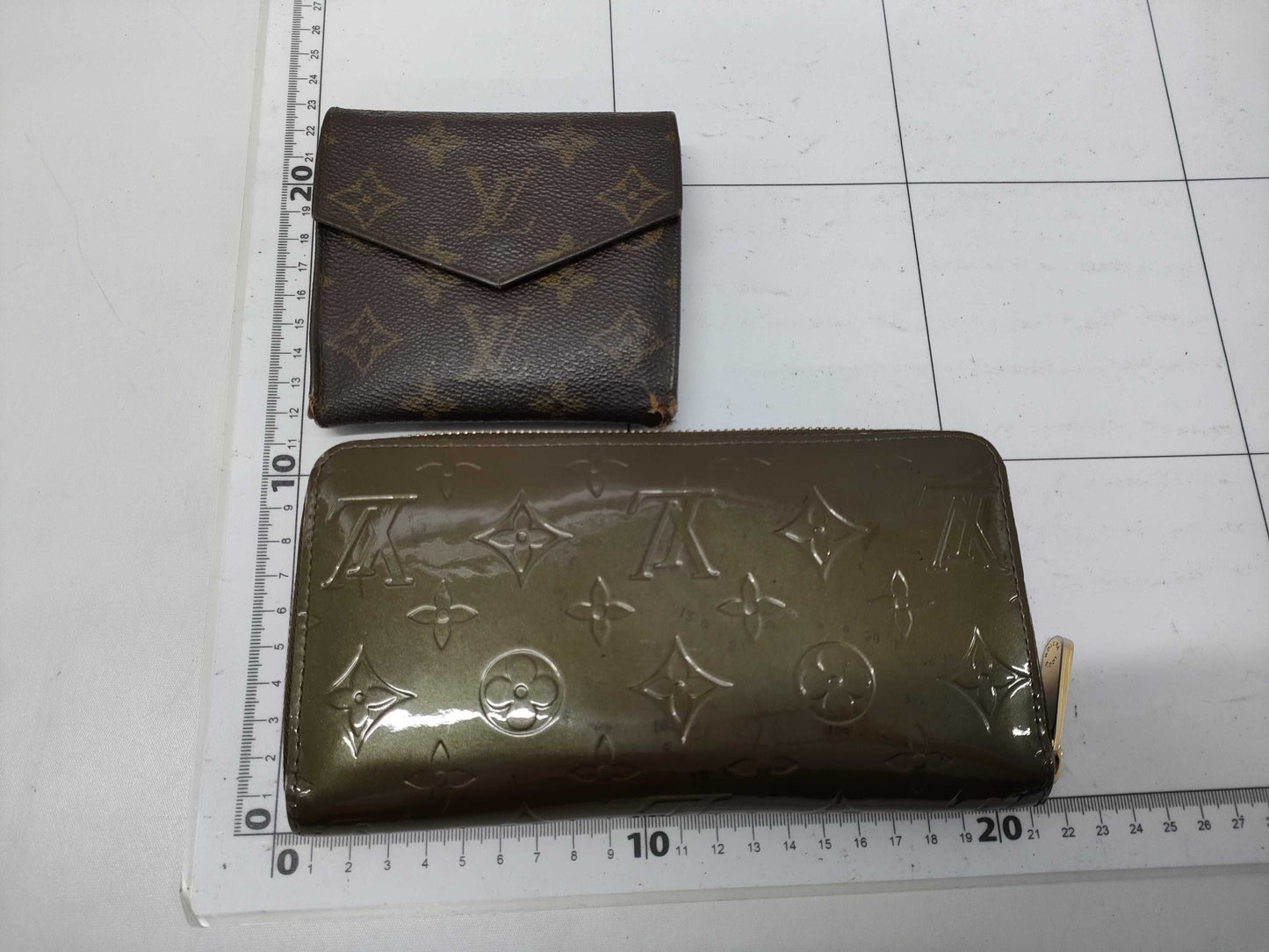 LOUIS VUITTON LV Wallet Set of 4 Wallets