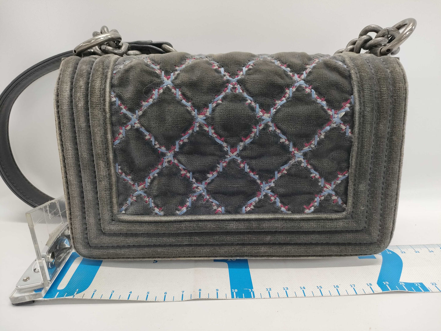 CHANEL Suede CHANEL Boy Chanel Suede Shoulder Bag 19 Series Shoulder Bag