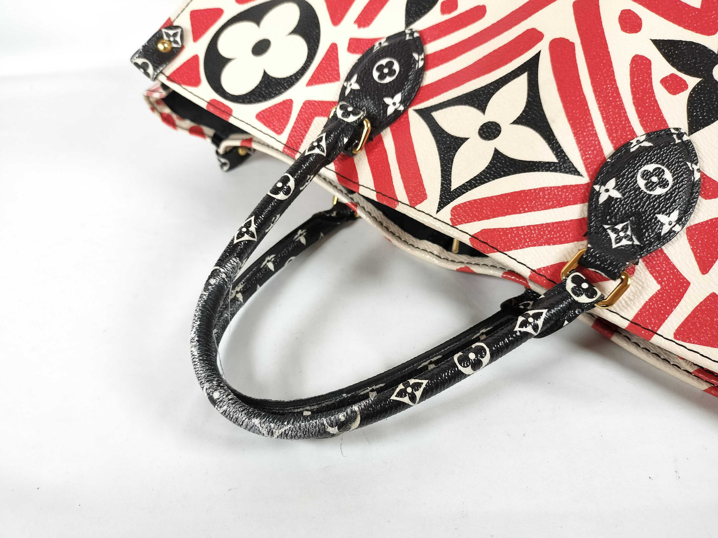 LOUIS VUITTON LV Crafty On-the-Go GM M45358 FN2260 Red RFID Enabled Shoulder Bag