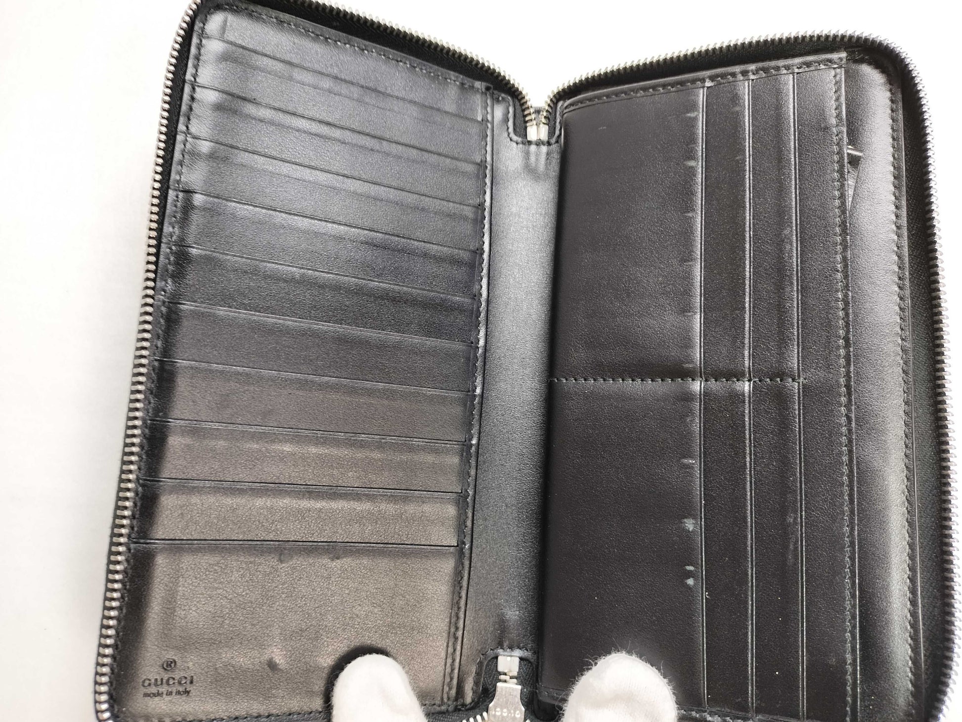 GUCCI Jumbo GG Wallet