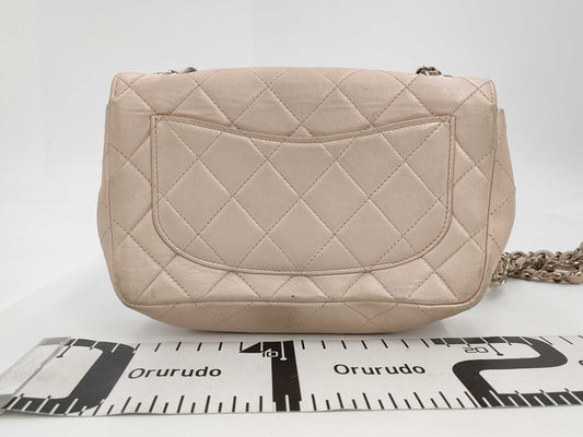 CHANEL Matelasse Shoulder Bag