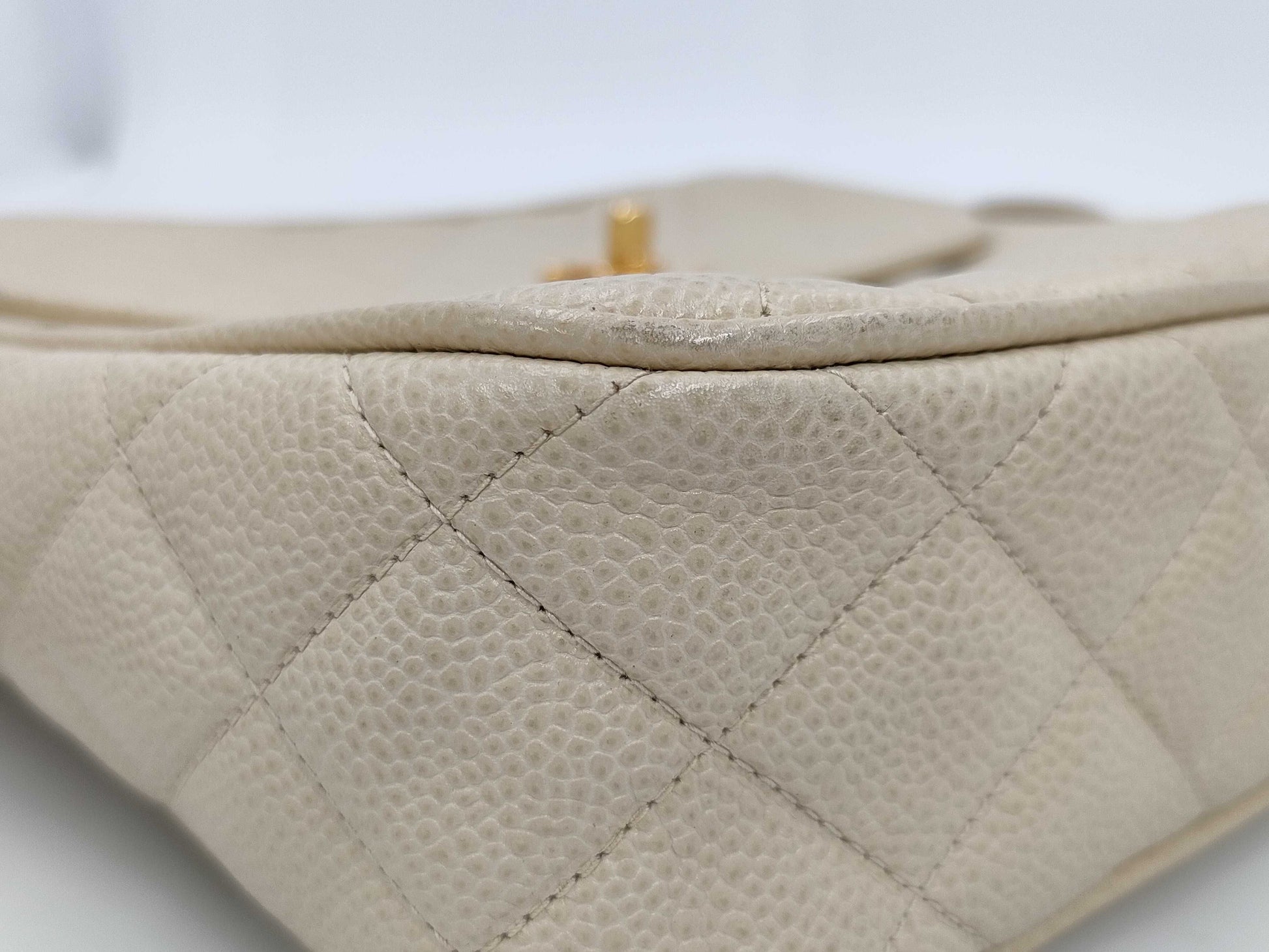 CHANEL shoulder bag