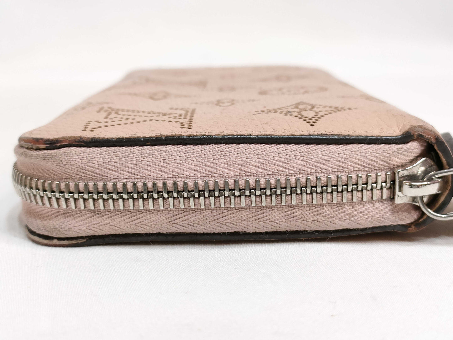 LOUIS VUITTON Mahina Wallet