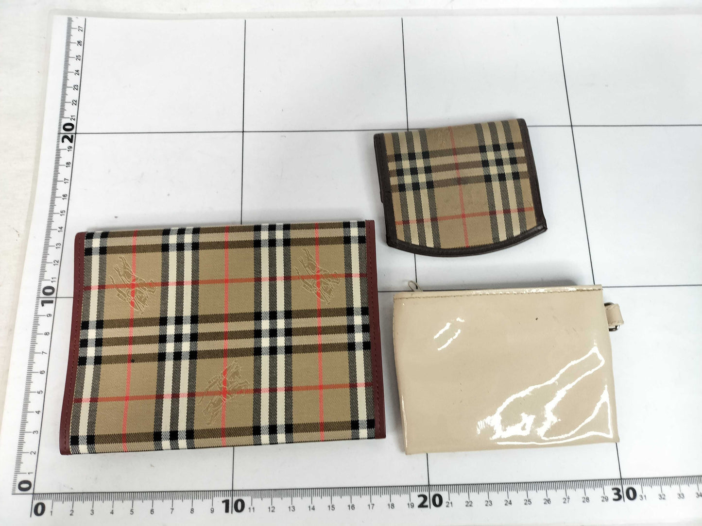 BURBERRY Check 3-Piece Accessory Coin Case