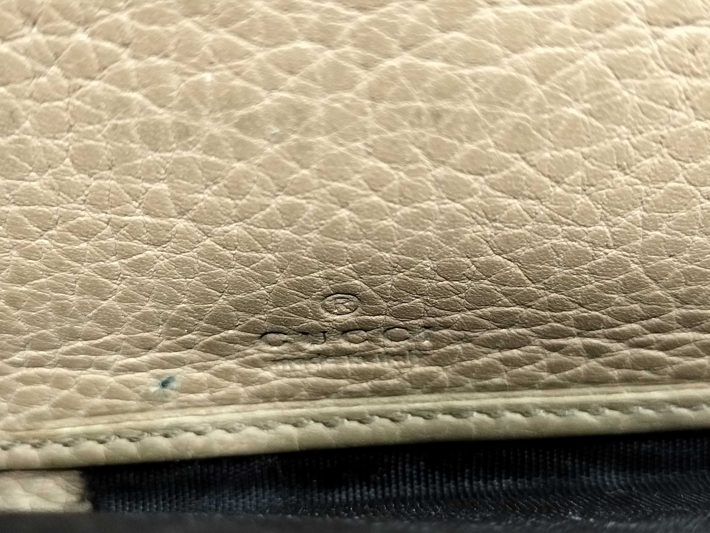 GUCCI GG GUCCI Long Wallet 5-Piece GG Soho Leather Wallet