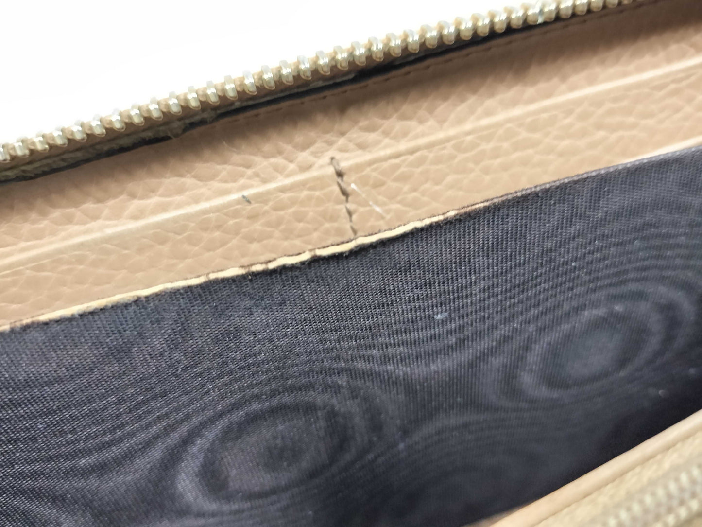 GUCCI GG GUCCI Long Wallet 5-Piece GG Soho Leather Wallet