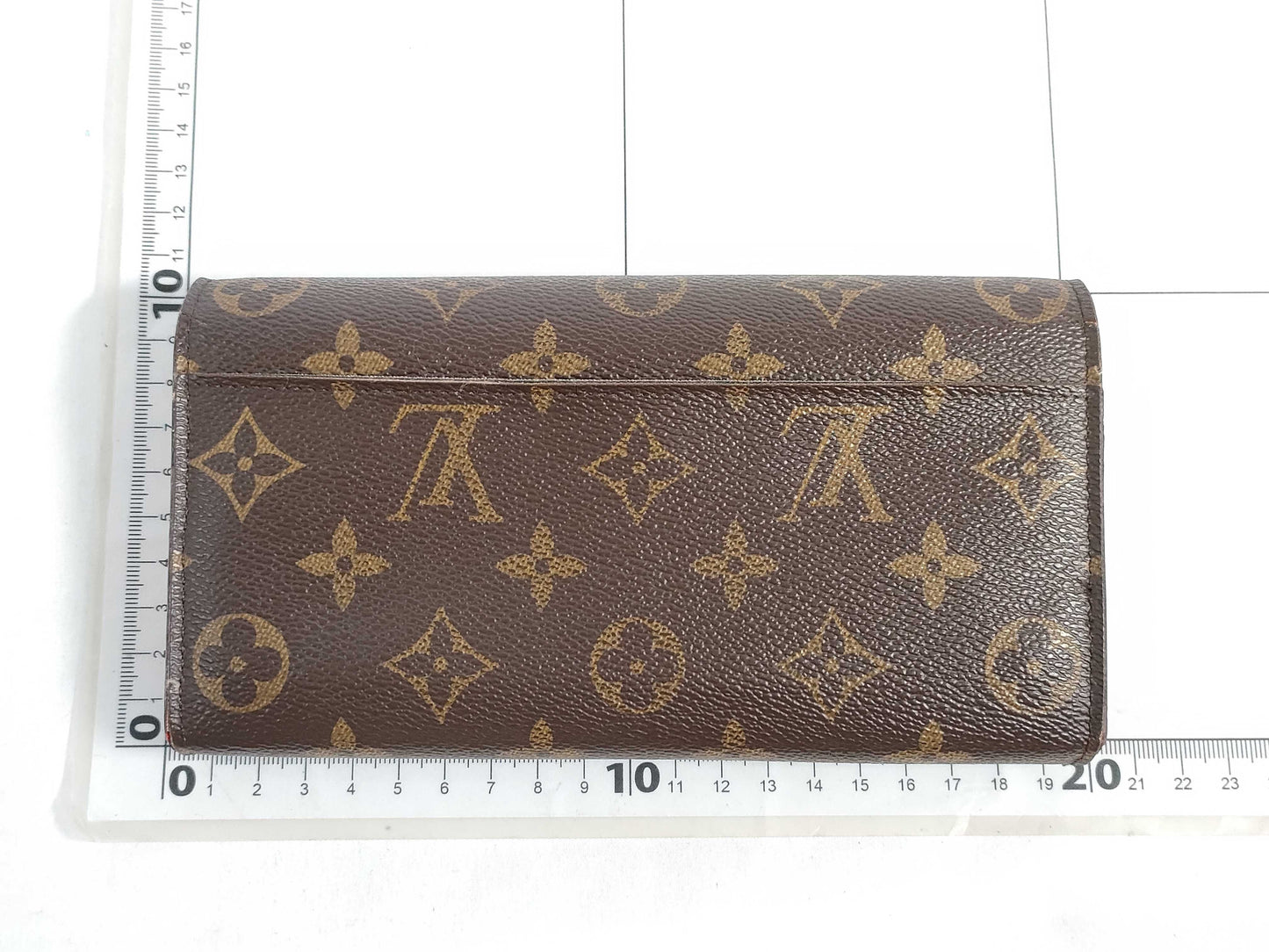 LOUIS VUITTON LOUIS VUITTON Monogram Louis Vuitton Wallet