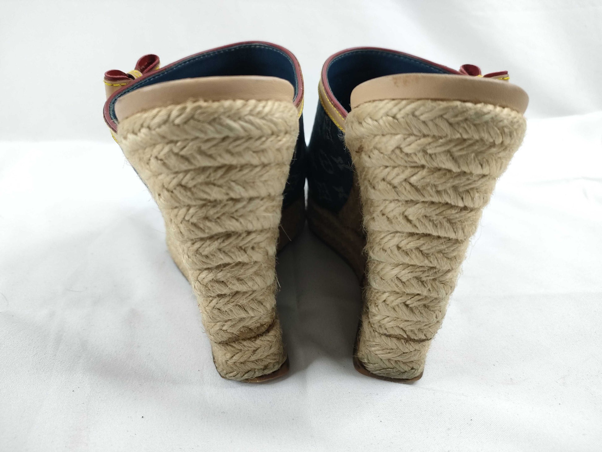 LOUIS VUITTON Louis Vuitton wedge sandals