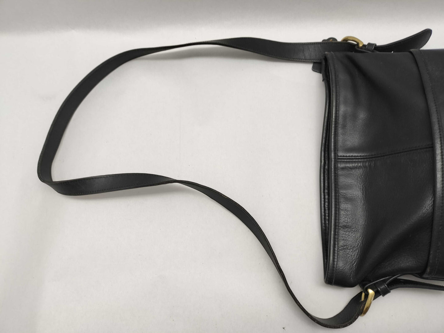 COACH Old Shoulder Bag Black Shoulder Bag
