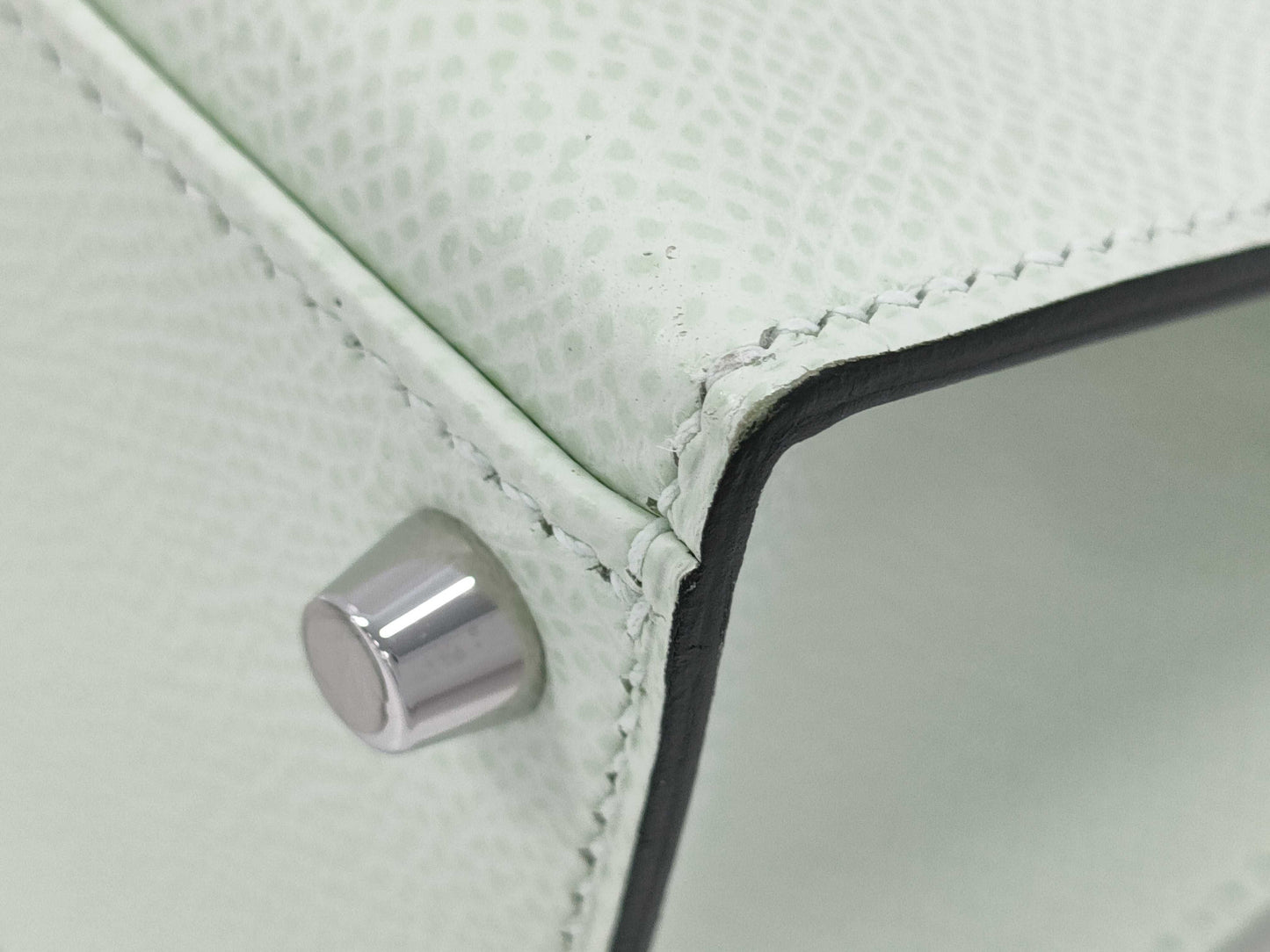 HERMES Kelly Hermès Kelly Anarchy 20 Handbag, Outer Stitching, Epson Vert Fizz, Silver Hardware, U Stamp