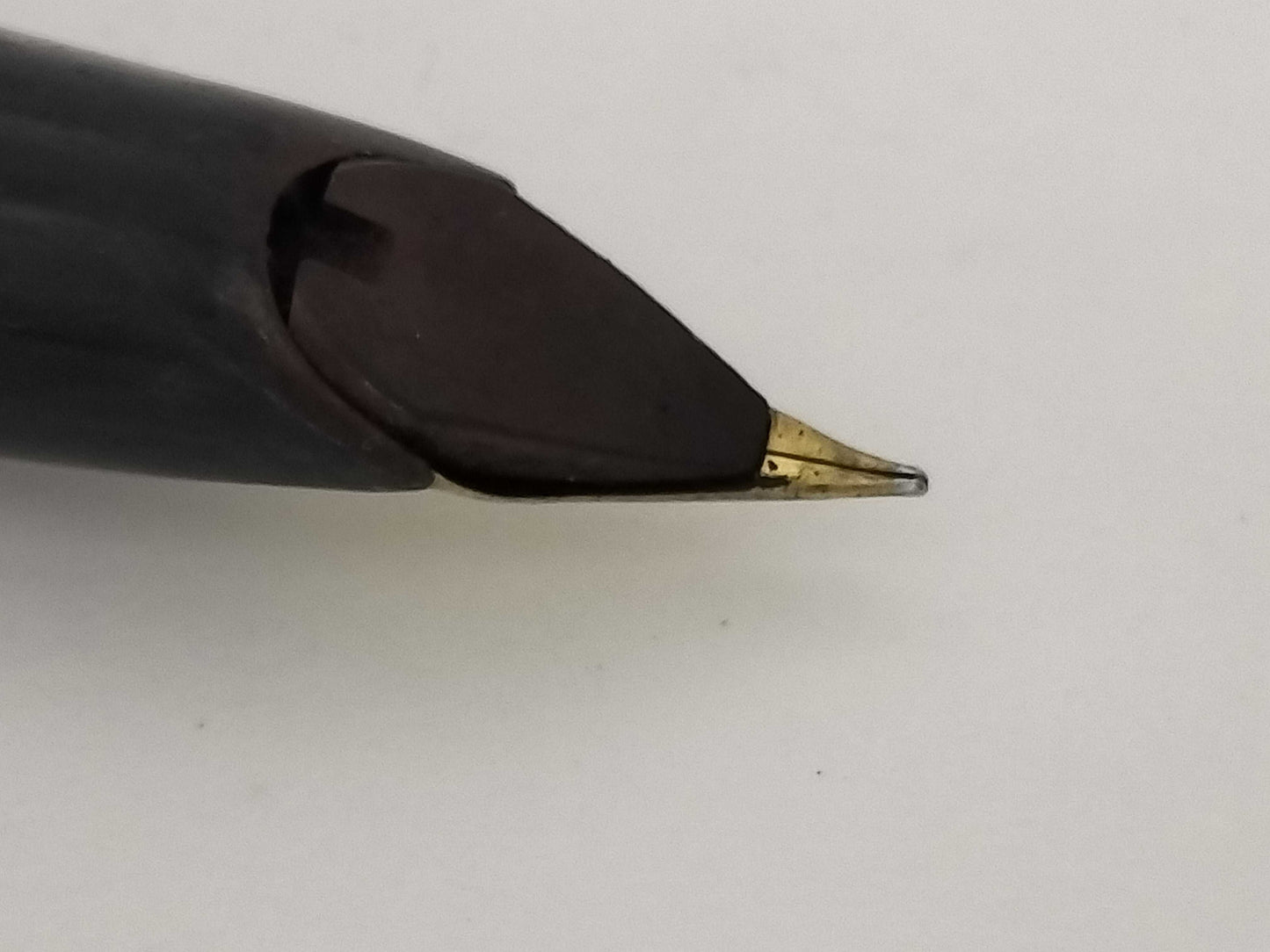 SLIDER Fountain Pen, K14 Gold x Black, Pens & Fountain Pens