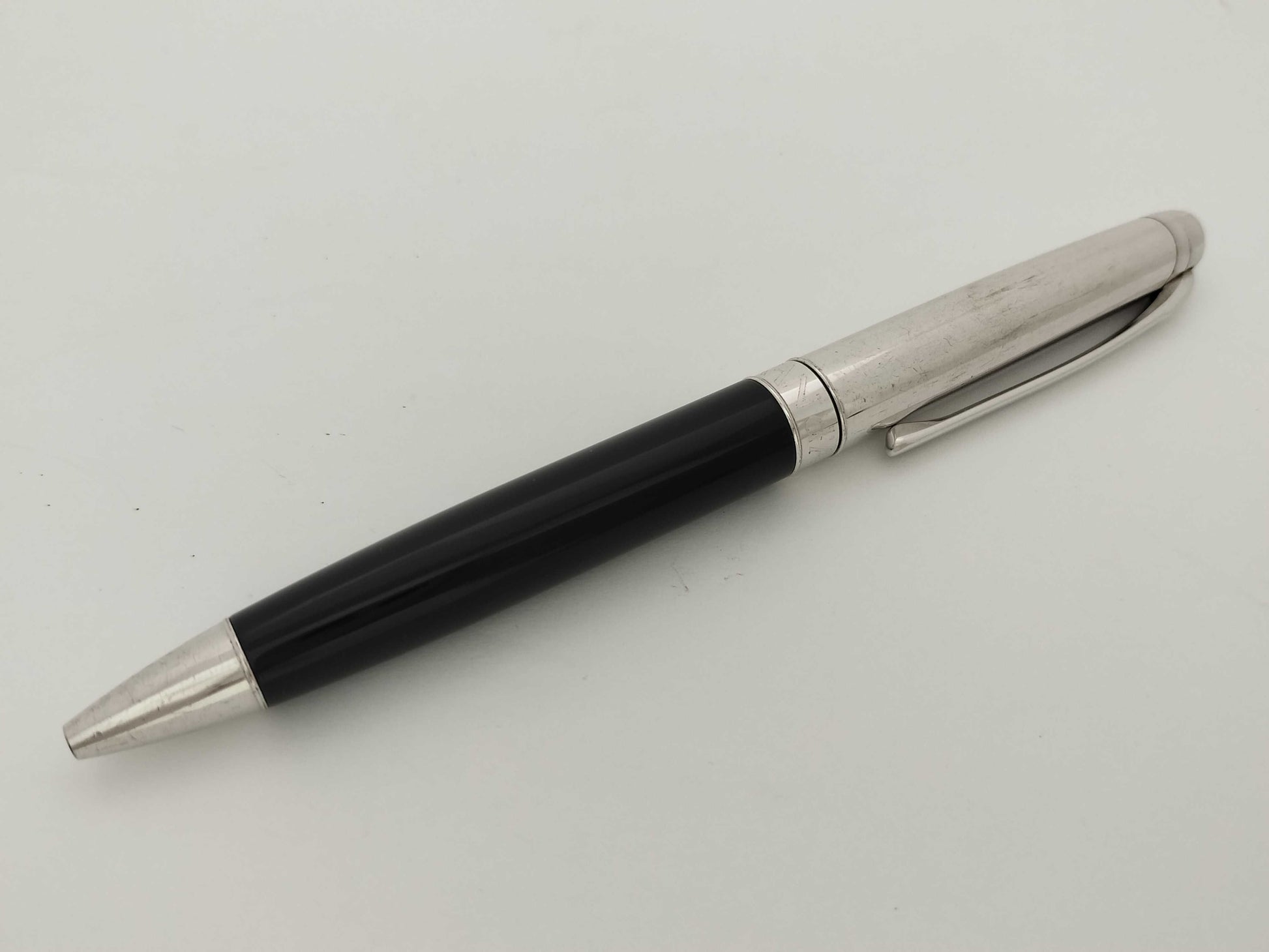Caran d'Ache Leman Ballpoint Pen, Metal, Black x Silver, Pen/Fountain Pen
