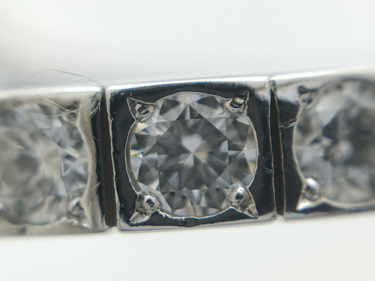 Cartier Lanier #50 Full Diamond WG 750 4.1g Ring