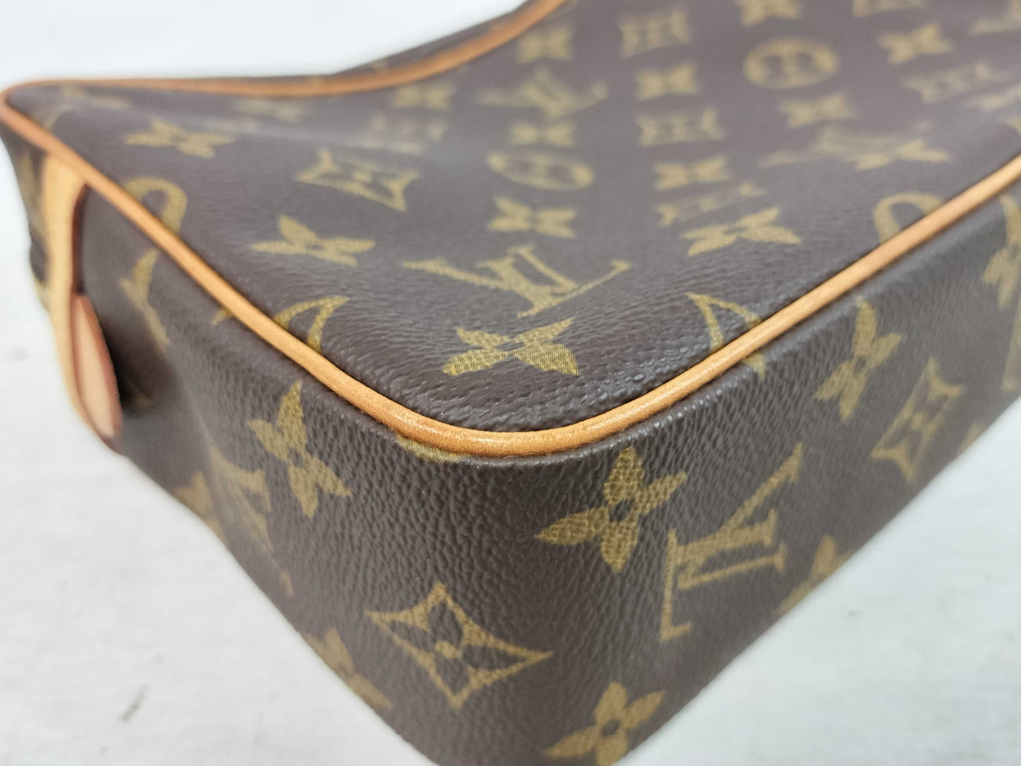 LOUIS VUITTON LOUIS VUITTON Monogram Monogram Pouch Second Bag