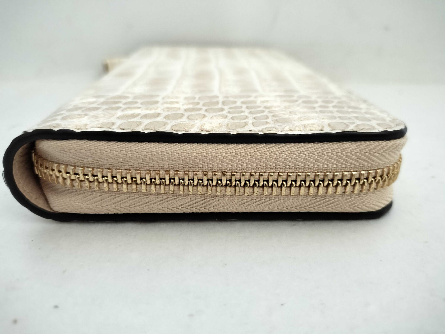 LOUIS VUITTON LOUIS VUITTON Unused Sahara Zippy Wallet