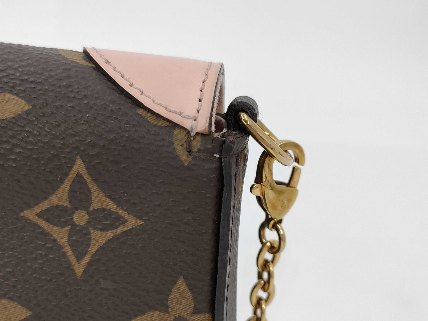 LOUIS VUITTON Pochette Felicie Shoulder Bag