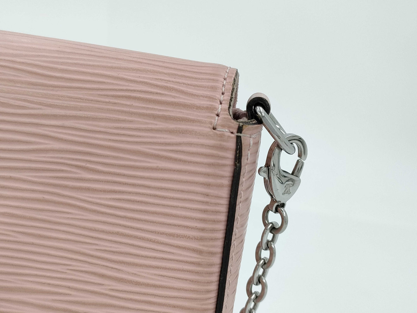 LOUIS VUITTON Epi Felicie Shoulder Bag