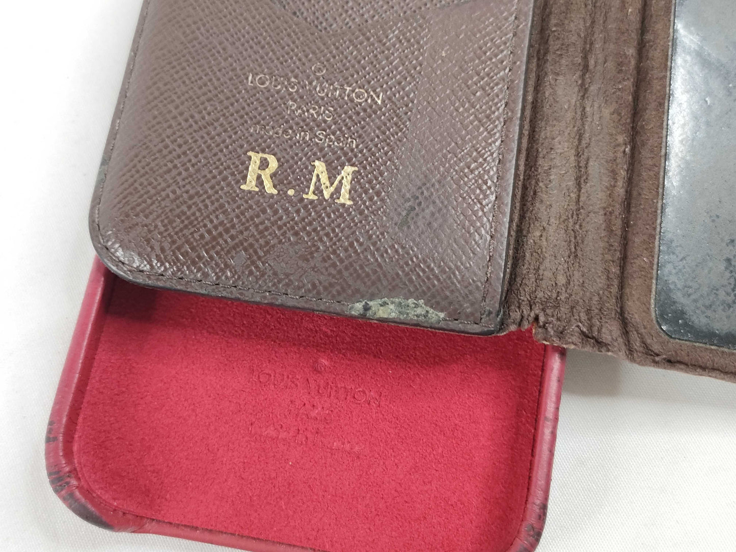 LOUIS VUITTON Monogram Louis Vuitton Serial Number Monogram Cigarette Case iPhone 13 Pro Case 3-Piece Accessory Set LOUIS VUITTON Other Accessories