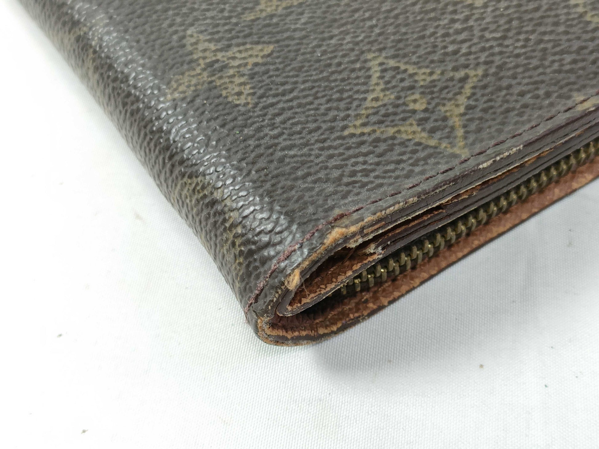 LOUIS VUITTON Monogram Louis Vuitton Monogram Wallet Set of 4 LOUIS VUITTON Wallets