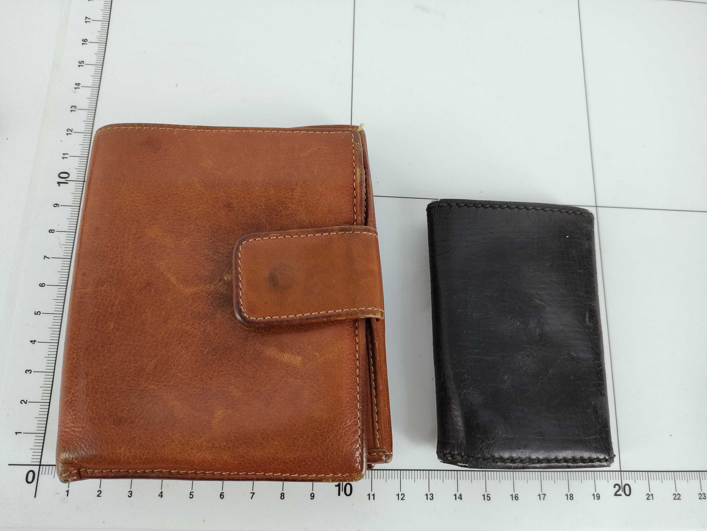 GUCCI 4-piece accessory set including horsebit and GUCCI wallet