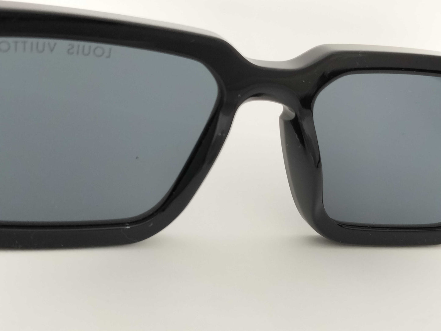 LOUIS VUITTON LV Sunglasses Noir Asate Sunglasses and Glasses