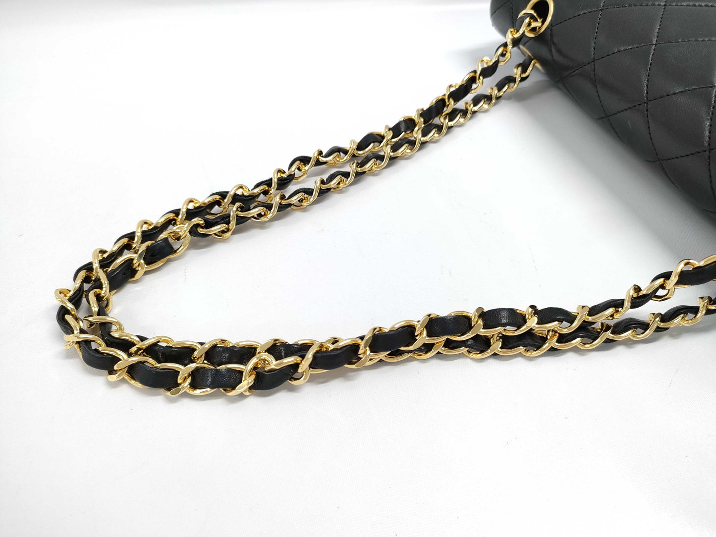 CHANEL Matelasse 23 Chain Shoulder Bag
