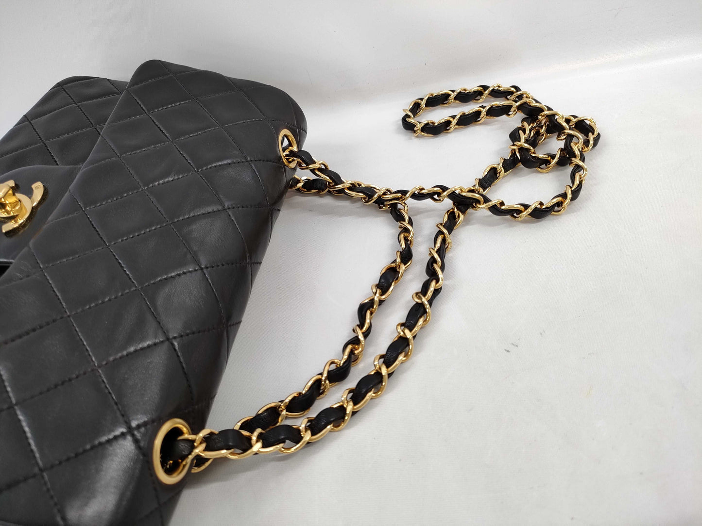 CHANEL Matelasse 23 Chain Shoulder Bag