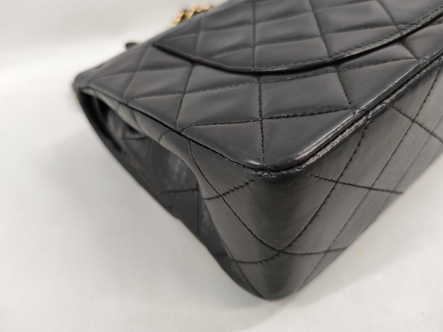 CHANEL Matelasse 23 Chain Shoulder Bag
