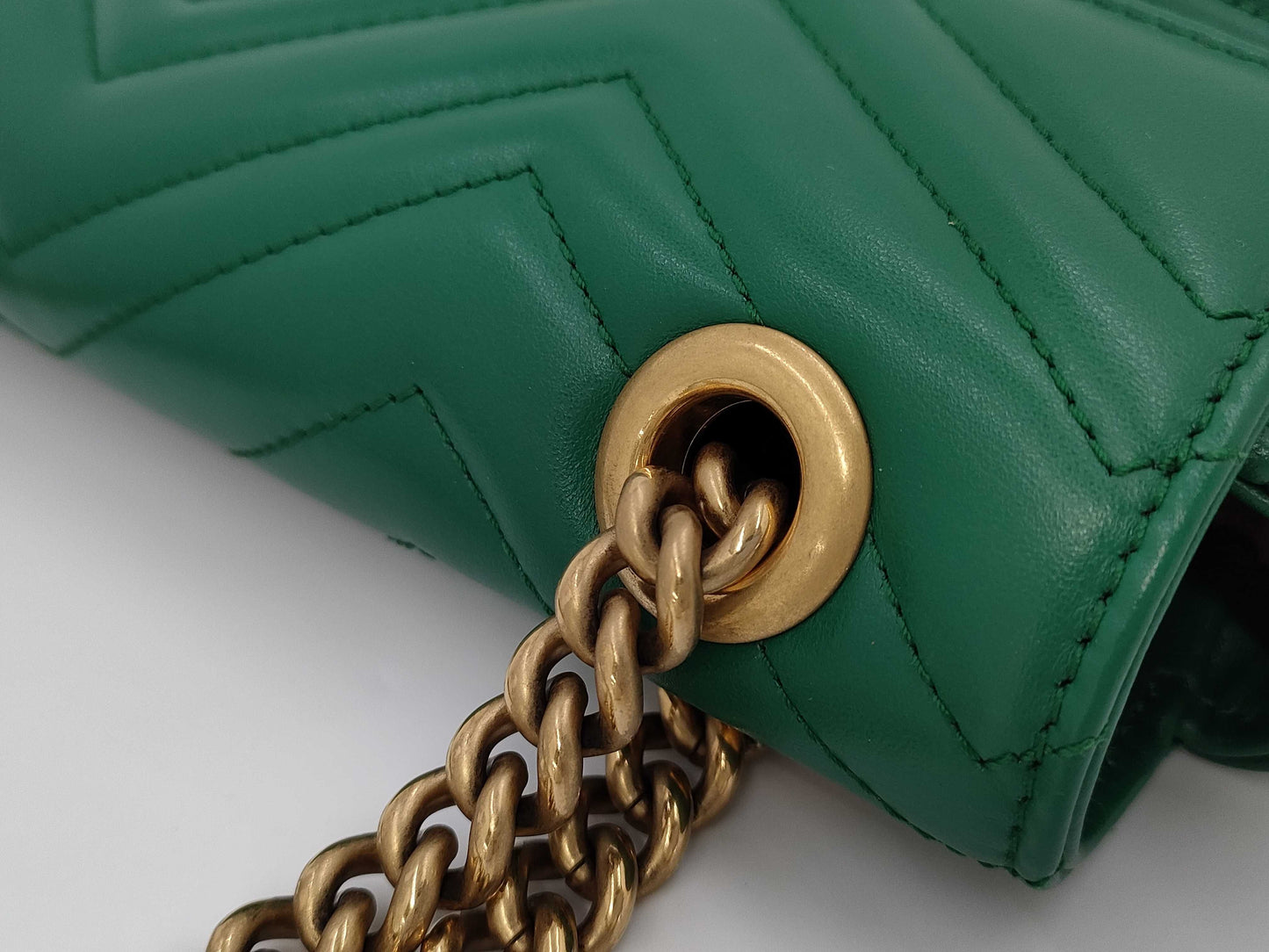 GUCCI GG Marmont Leather Chain Shoulder Bag in Green