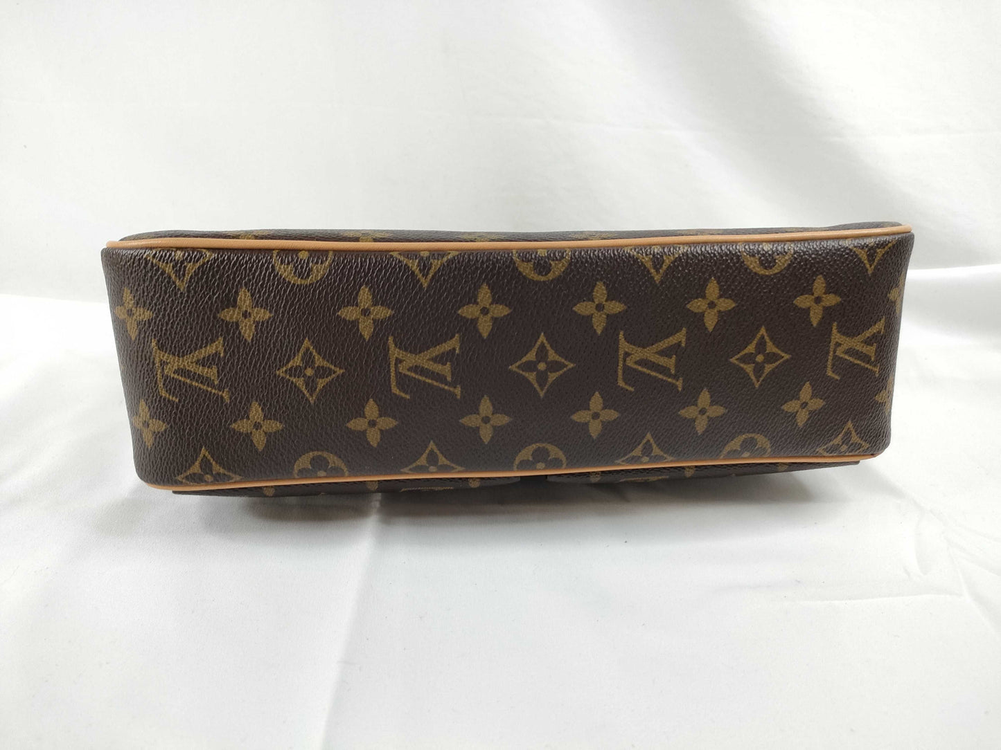 LOUIS VUITTON Monogram Louis Vuitton Viva Cite Shoulder Bag Shoulder Bag