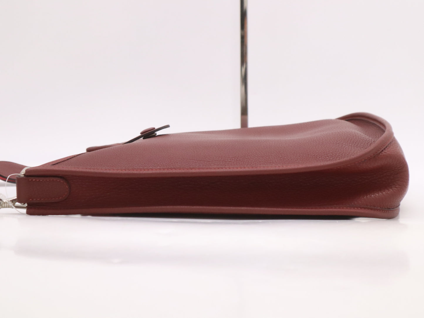 HERMES Taurillon Clemence Evelyn GM Rouge Shoulder Bag with F Stamp and Shoulder Strap