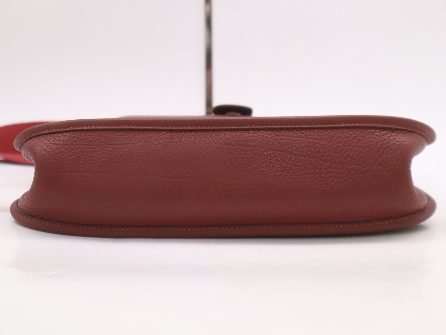 HERMES Taurillon Clemence Evelyn GM Rouge Shoulder Bag with F Stamp and Shoulder Strap