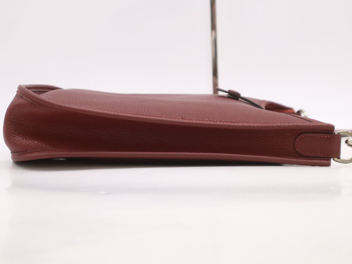 HERMES Taurillon Clemence Evelyn GM Rouge Shoulder Bag with F Stamp and Shoulder Strap