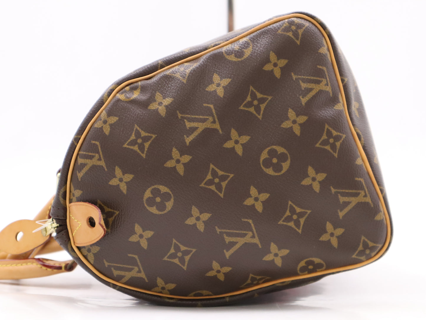 LOUIS VUITTON M41533 Monogram Speedy 30 Monogram V Handbag