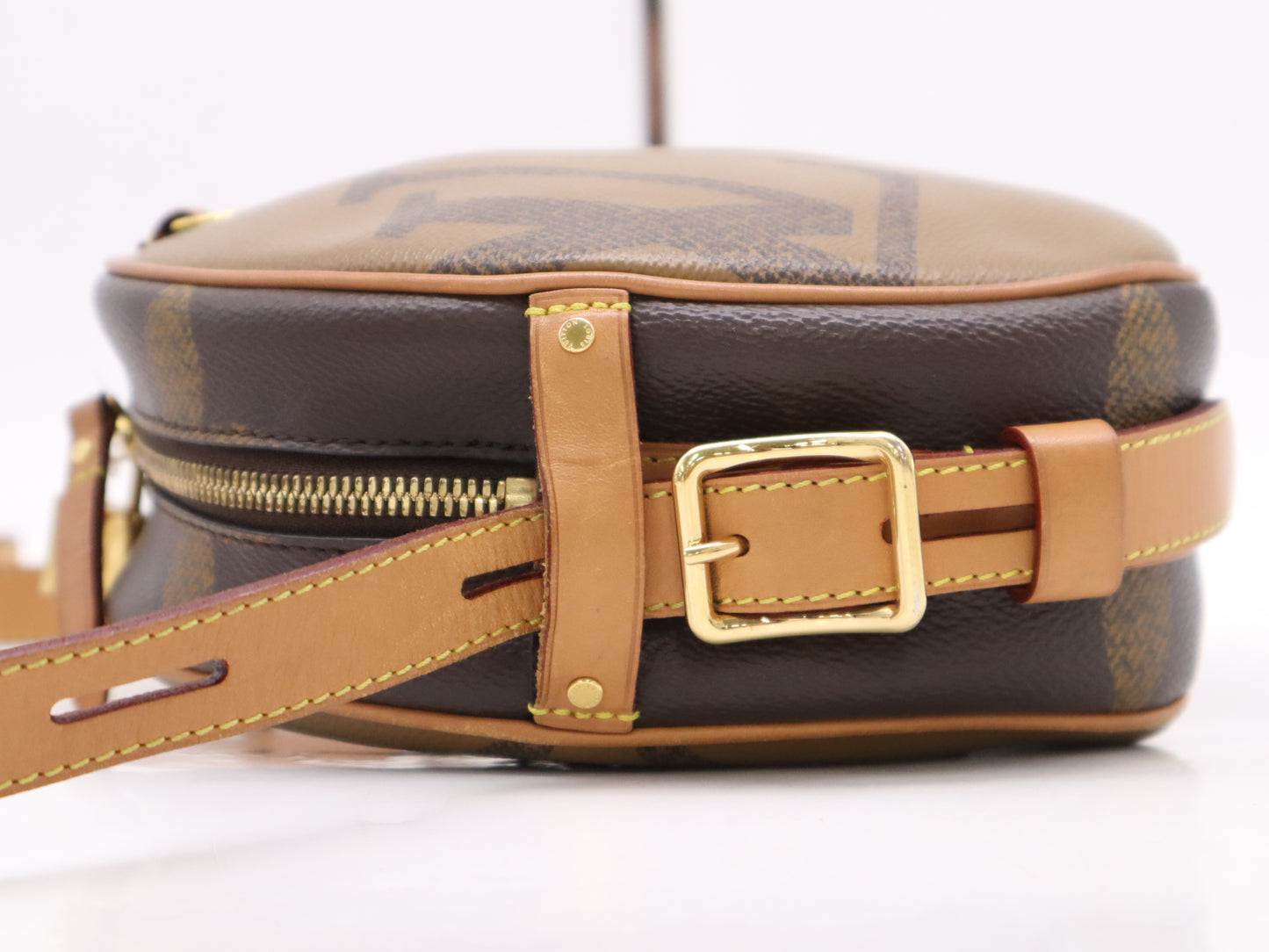 LOUIS VUITTON M44604 Monogram Giant Reverse Boite Chapeau Souple Shoulder Bag
