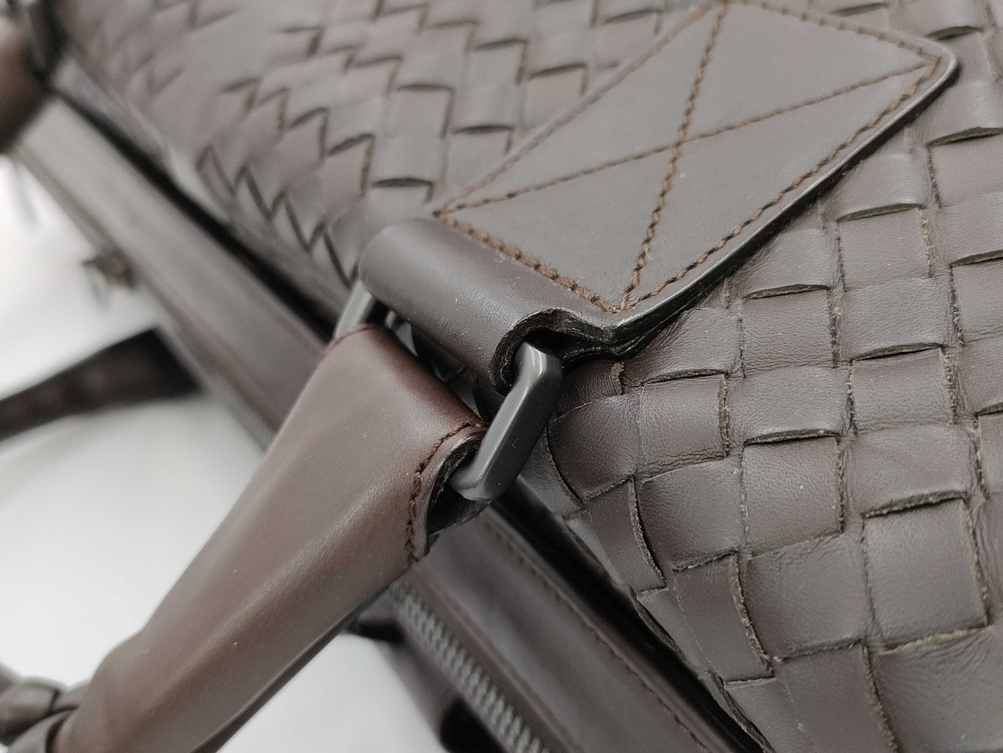 BOTTEGA VENETA Intrecciato Boston Bag, 2-Way Leather, Brown, with Strap, Dust Bag, Cloche, Padlock, and Key