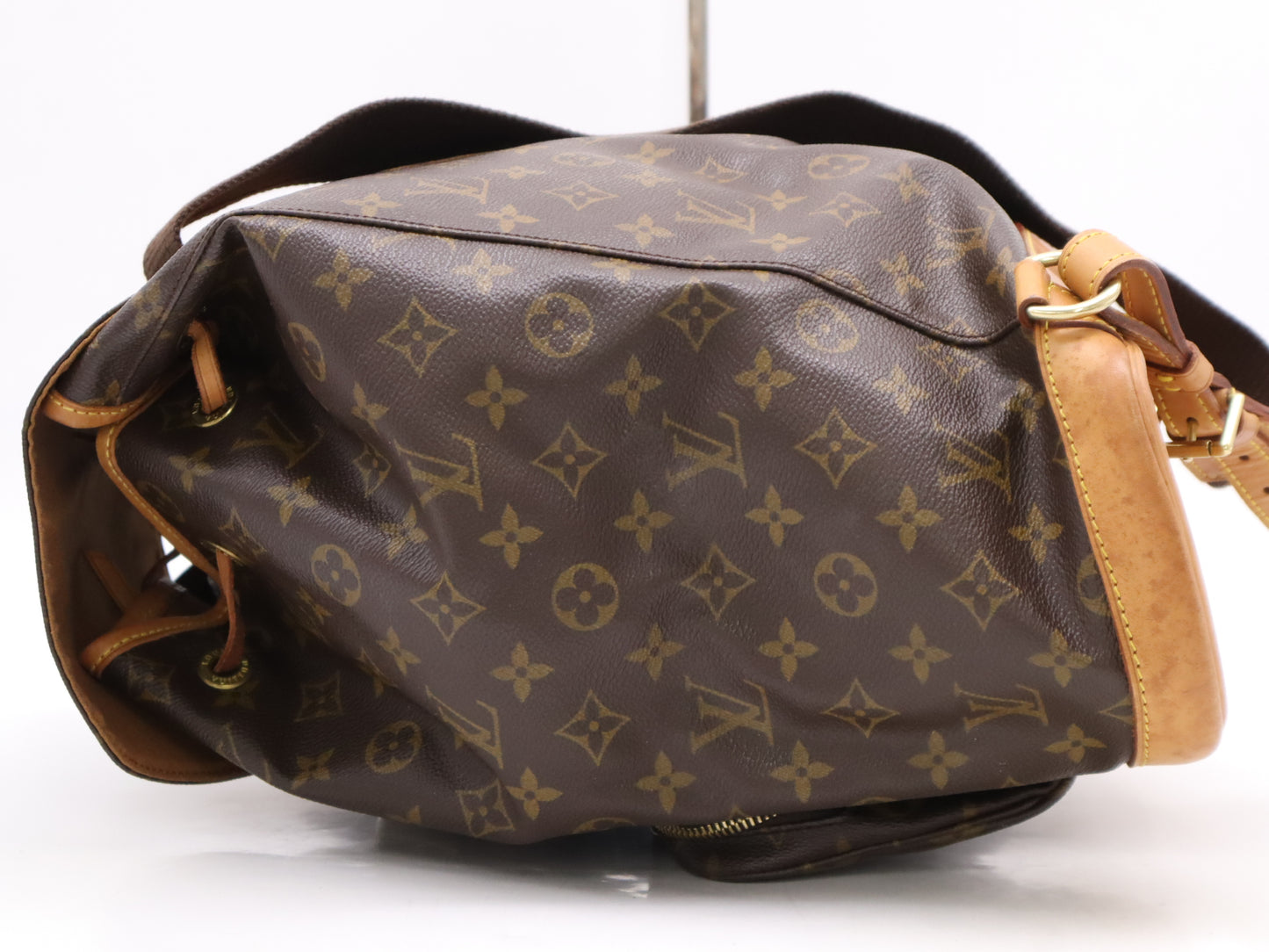 LOUIS VUITTON M51135 Monogram Montsouris GM Backpack