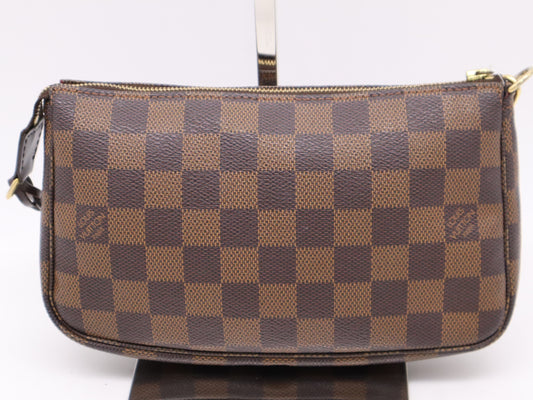 LOUIS VUITTON N51985 Damier Pochette Accessory Pouch