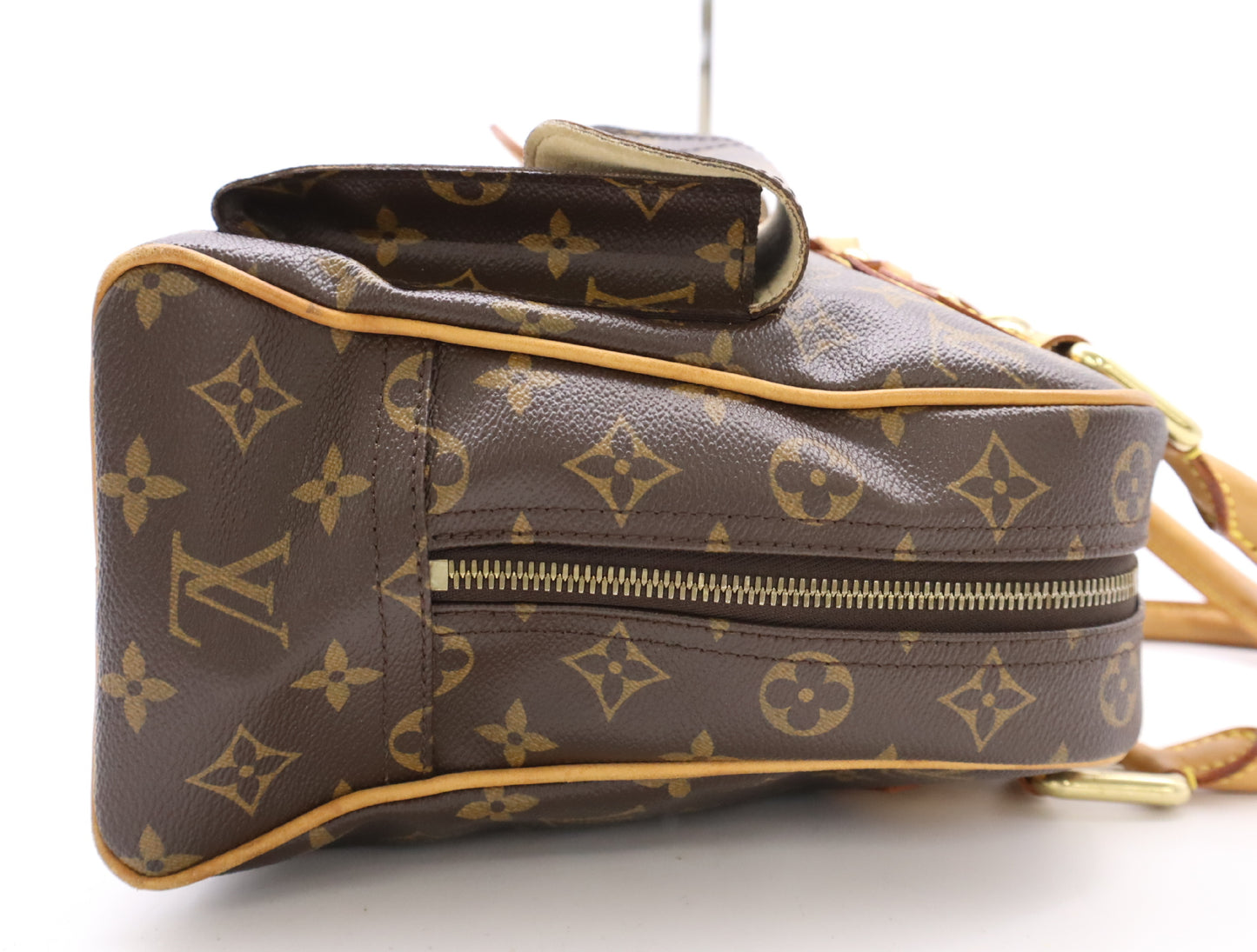 LOUIS VUITTON M40025 Monogram Manhattan GM Handbag
