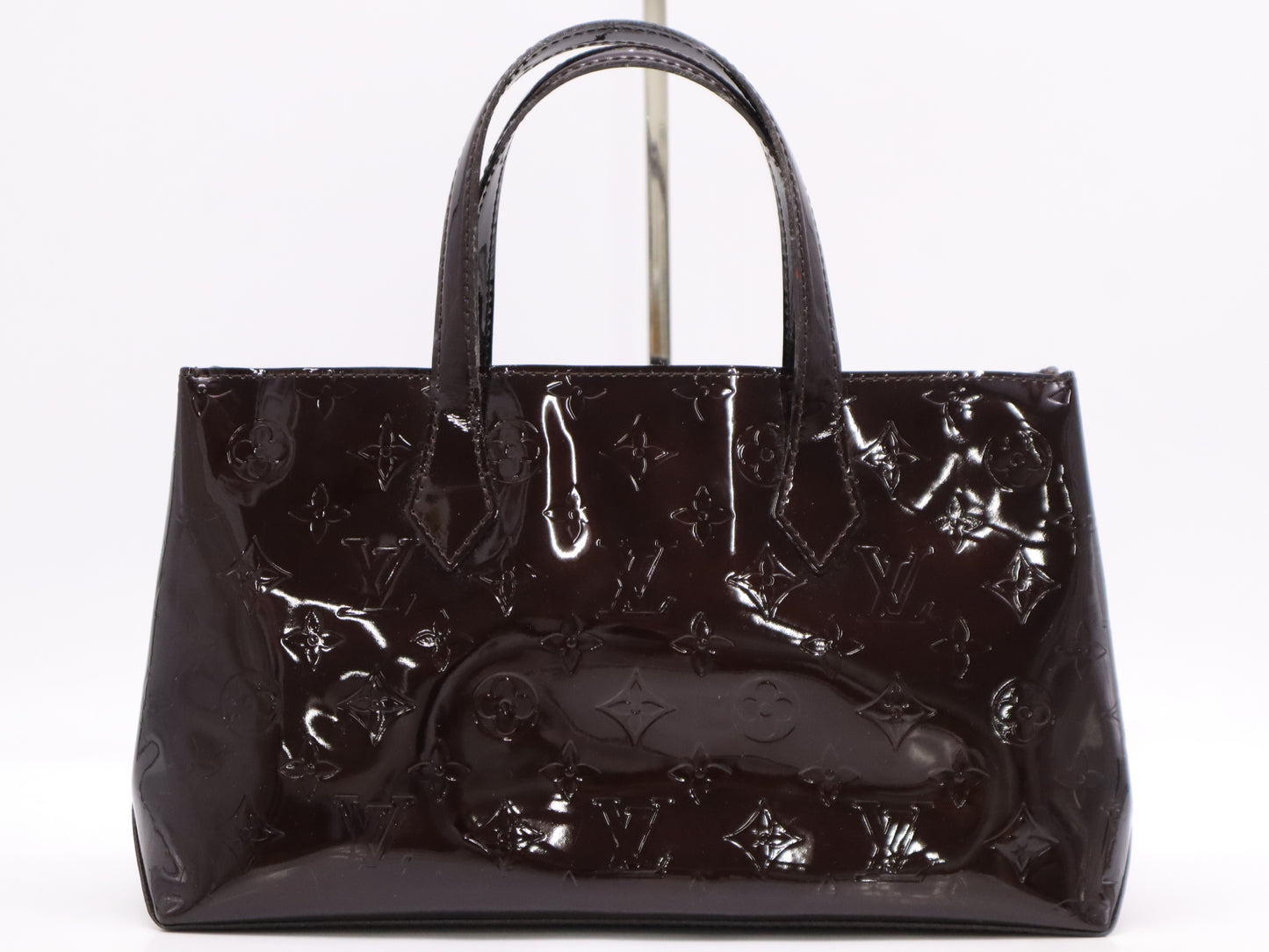 LOUIS VUITTON M93642 Vernis Wilshire PM Handbag