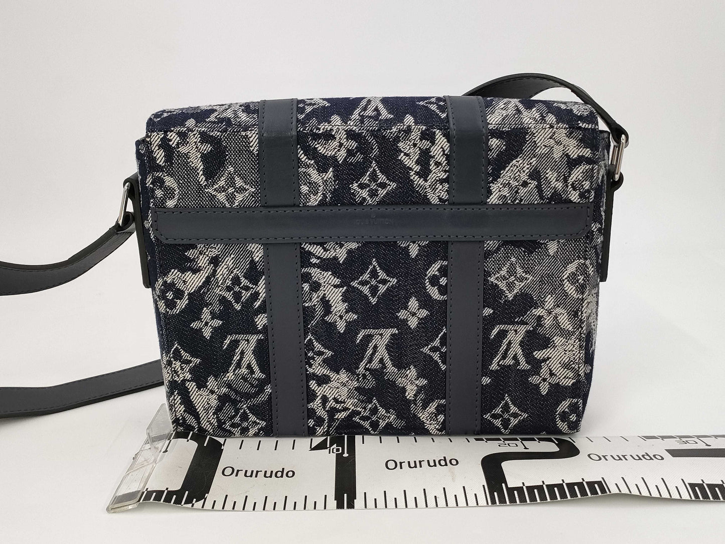 LOUIS VUITTON M57282 Monogram Tapestry Trank Messenger PM Shoulder Bag with RFID Ready Dust Bag
