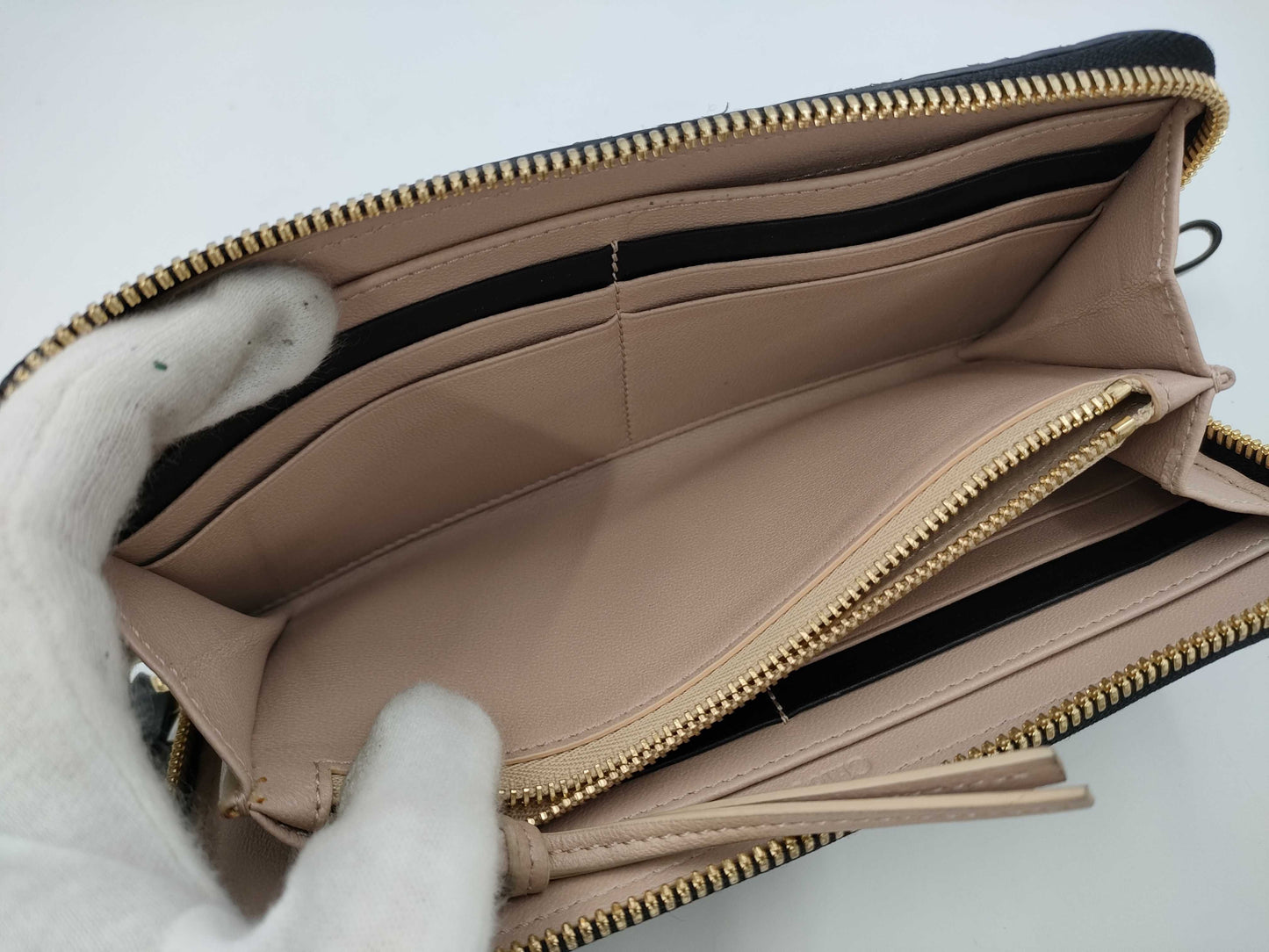 Chloe CH21WP706F57001 Leather Alphabet Long Zip Wallet in Black, with Box and Dust Bag