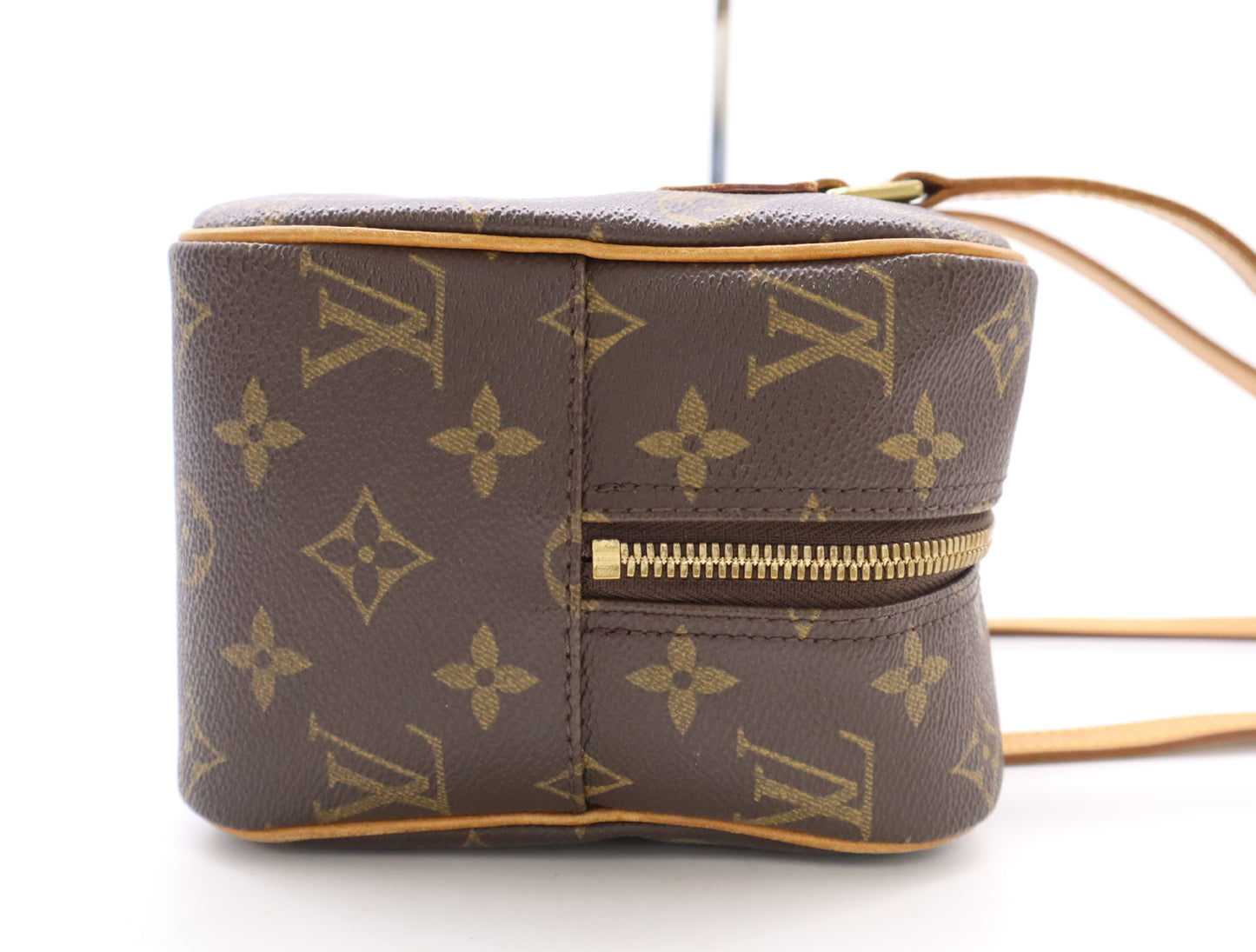 LOUIS VUITTON M51182 Monogram Cite MM Handbag